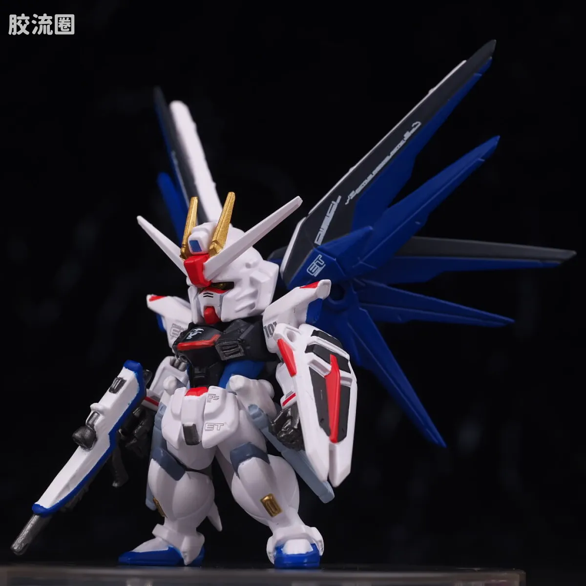 新FW系列食玩 GUNDAM CONVERGE CORE 自由高达(高达中国计划版) - 图片