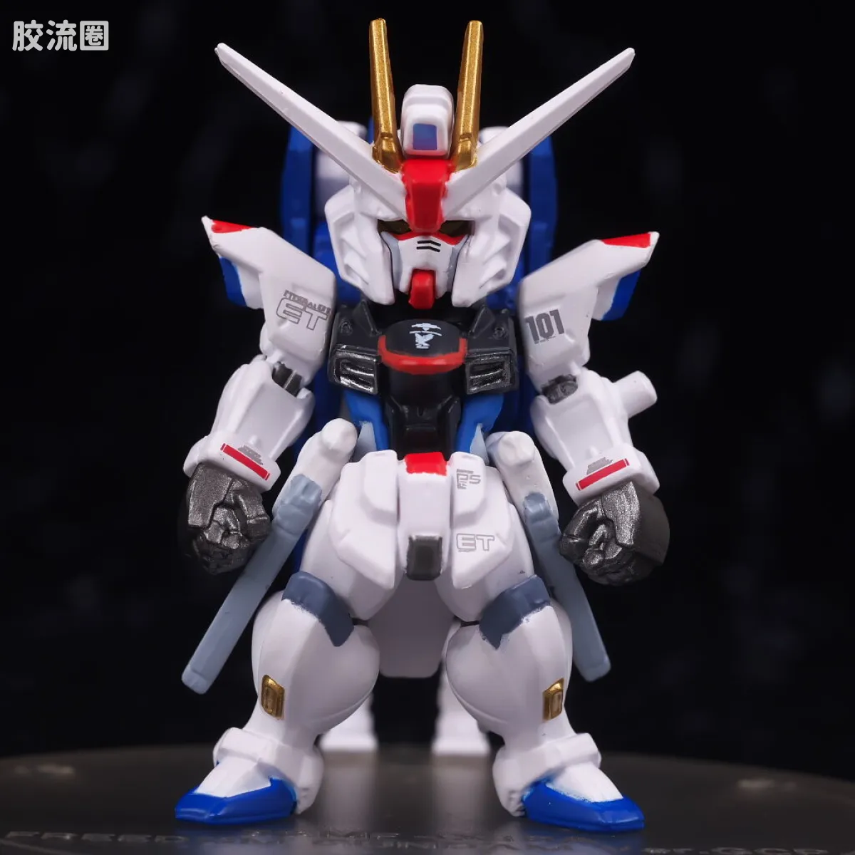 新FW系列食玩 GUNDAM CONVERGE CORE 自由高达(高达中国计划版) - 图片