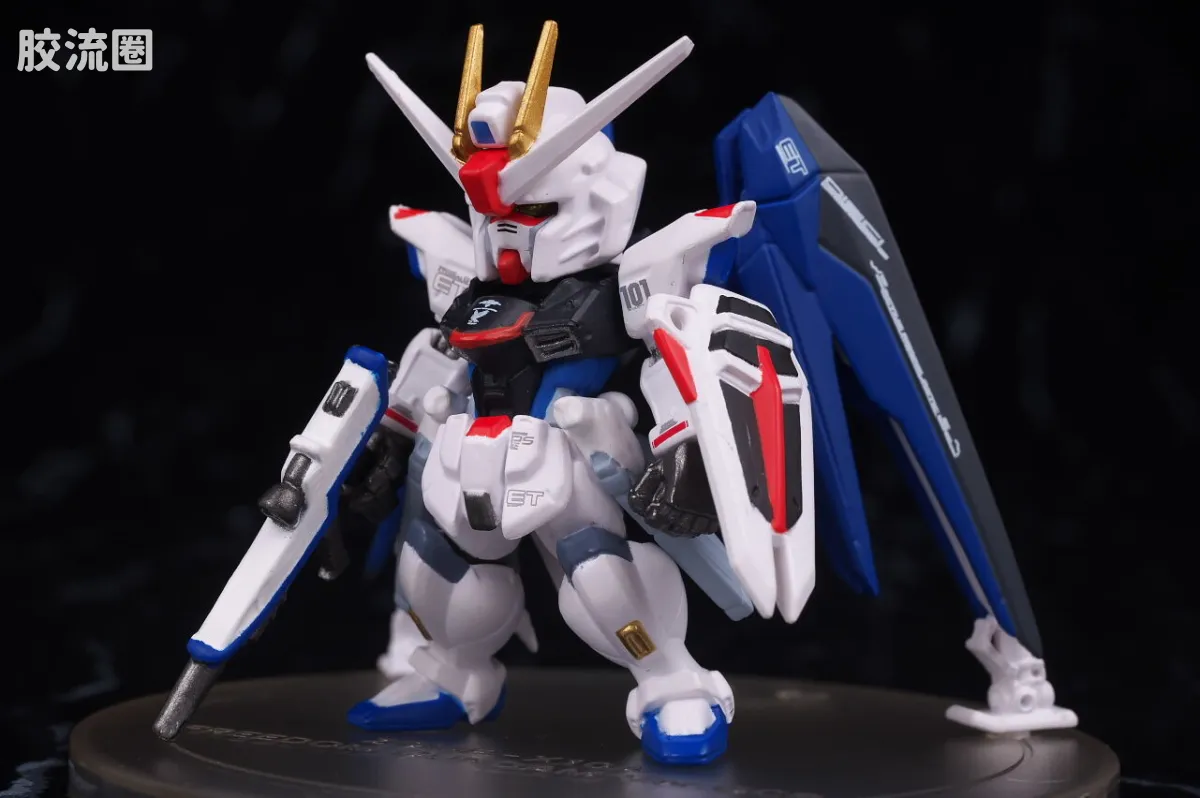 新FW系列食玩 GUNDAM CONVERGE CORE 自由高达(高达中国计划版) - 图片