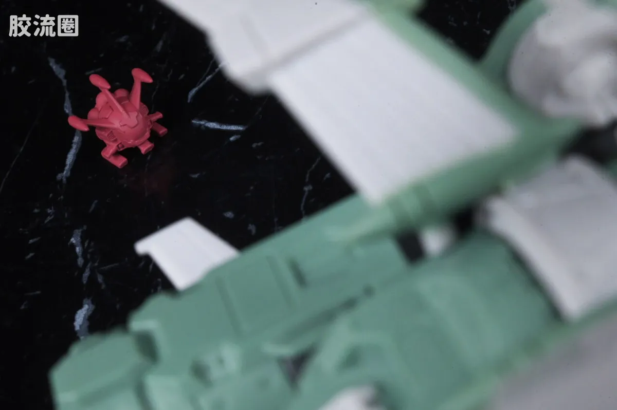 新FW系列食玩 GUNDAM CONVERGE Space Battleship 佐东 - 图片