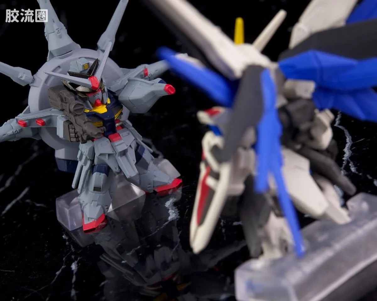 新FW系列食玩 GUNDAM CONVERGE SP SP-07 神意高达&自由高达 - 图片