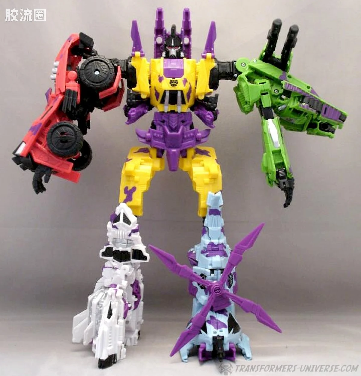 赛博坦陨落&激荡 塞伯坦陨落&激荡30周年 特殊限定 SDCC G2混天豹set - 图片