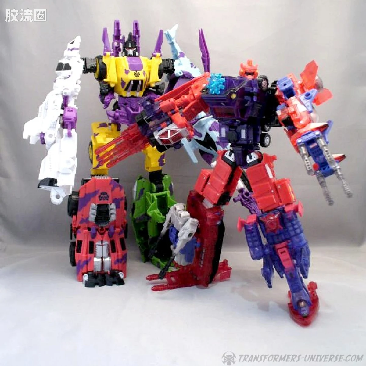 赛博坦陨落&激荡 塞伯坦陨落&激荡30周年 特殊限定 SDCC G2混天豹set - 图片