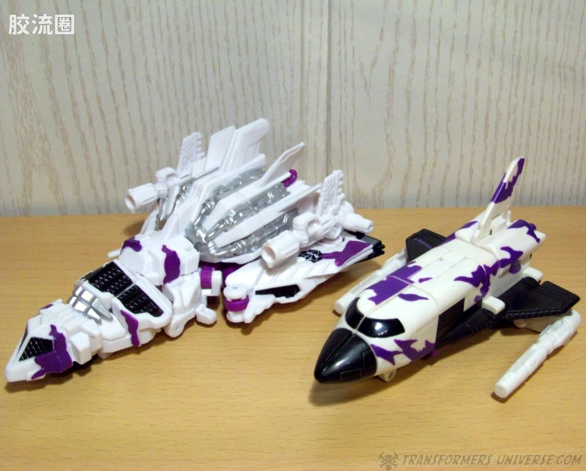 赛博坦陨落&激荡 塞伯坦陨落&激荡30周年 特殊限定 SDCC G2混天豹set - 图片