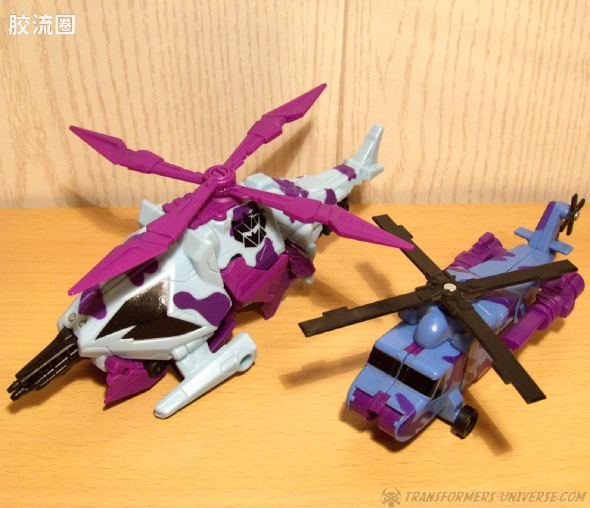 赛博坦陨落&激荡 塞伯坦陨落&激荡30周年 特殊限定 SDCC G2混天豹set - 图片