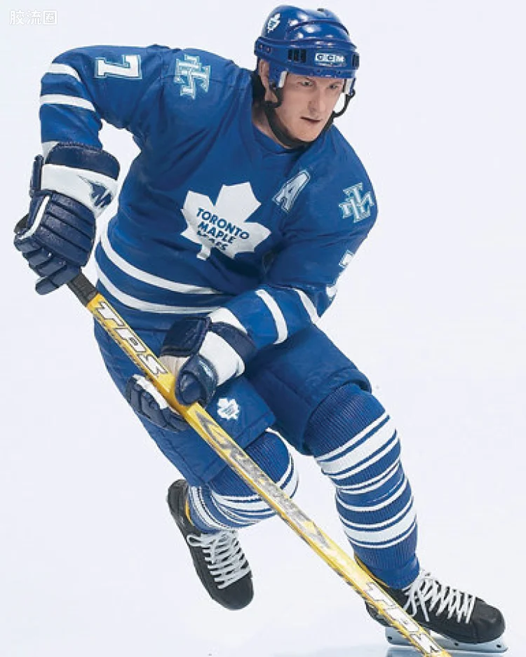 GARY ROBERTS