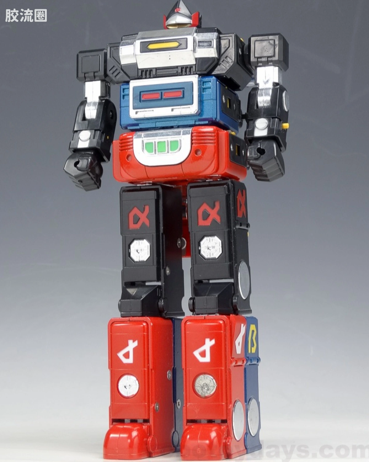 GC-09 DX三合体六变化 光速电神阿尔贝加斯