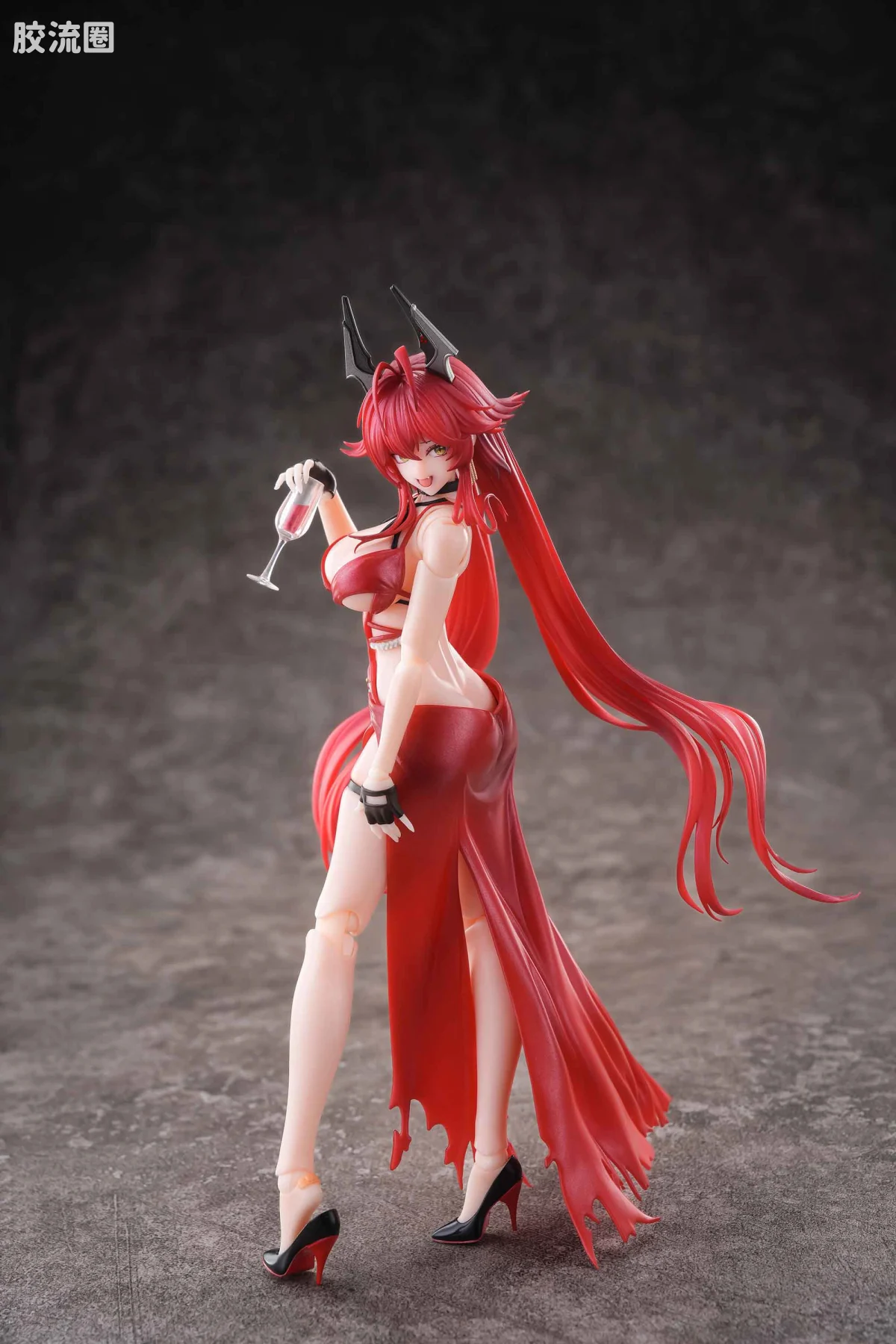 蜗之壳 综合手办 1/12可动成品系列 《胜利女神：妮姬》小红帽 - 图片