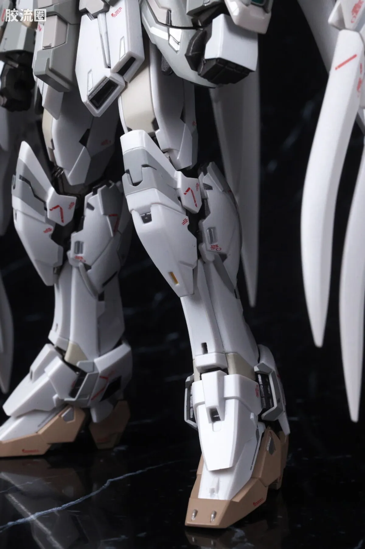 GUNDAM FIX FIGURATION GUNDAM FIX FIGURATION METAL COMPOSITE系列 飞翼零式高达 CLOAKED CUSTOM - 图片