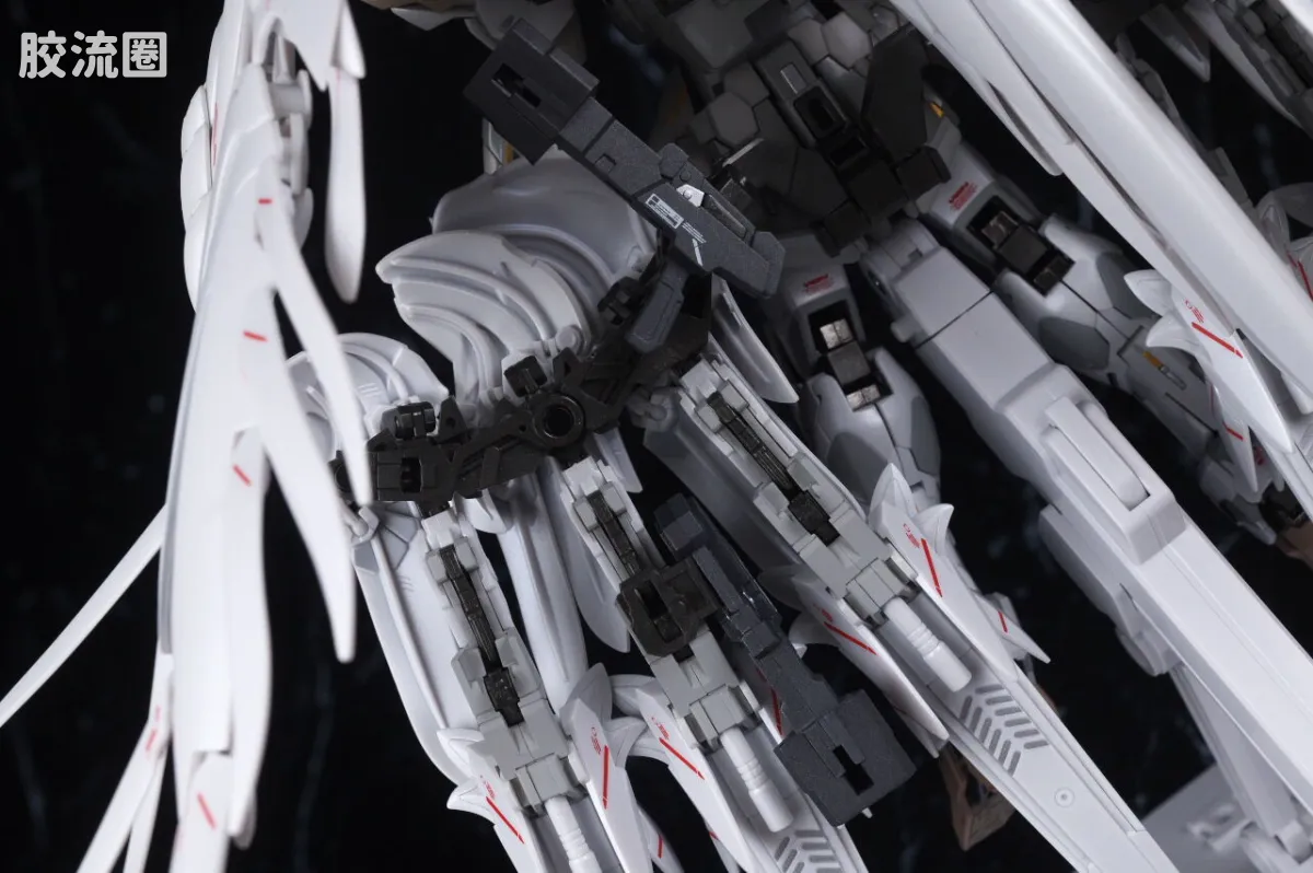 GUNDAM FIX FIGURATION GUNDAM FIX FIGURATION METAL COMPOSITE系列 飞翼零式高达 CLOAKED CUSTOM - 图片