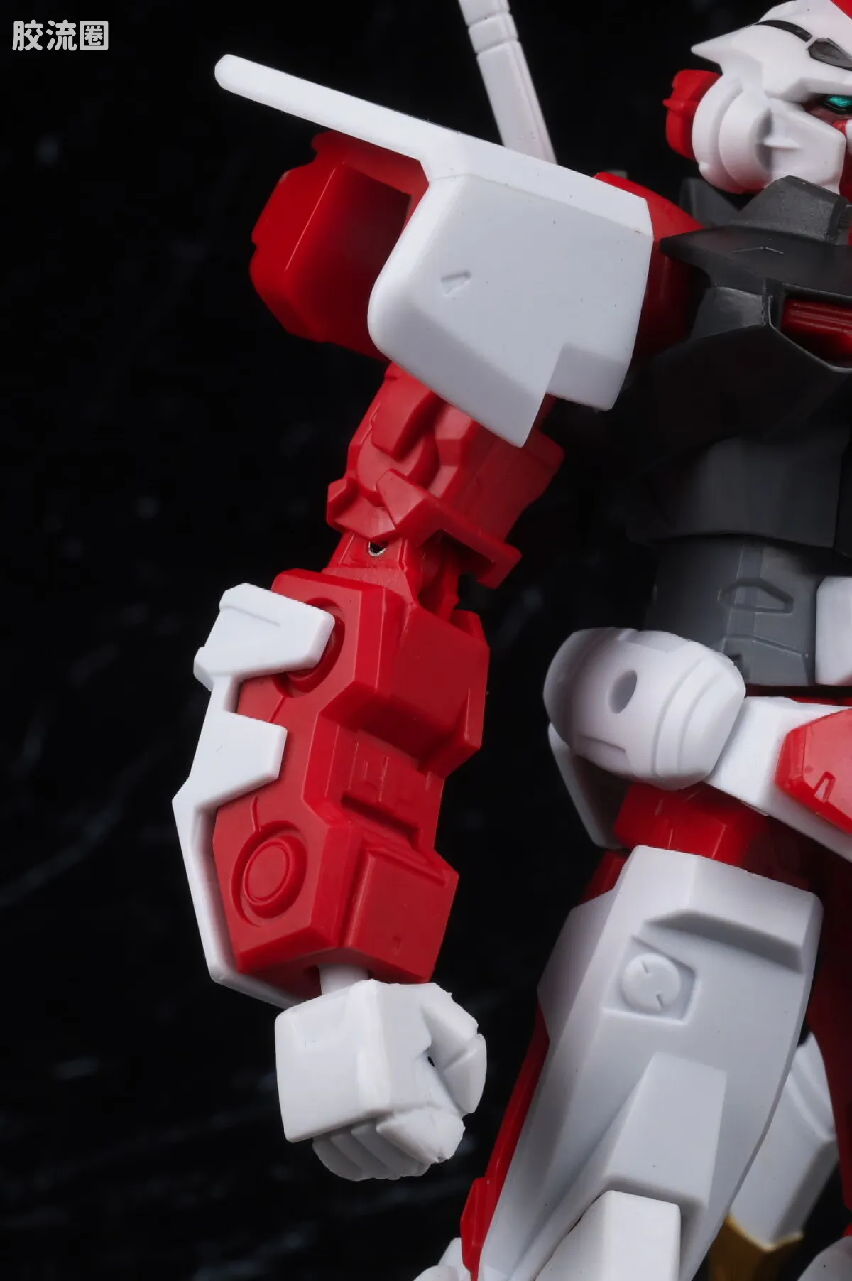GUNDAM UNIVERSE系列 普通版 GU-34 异端高达红色机 - 图片