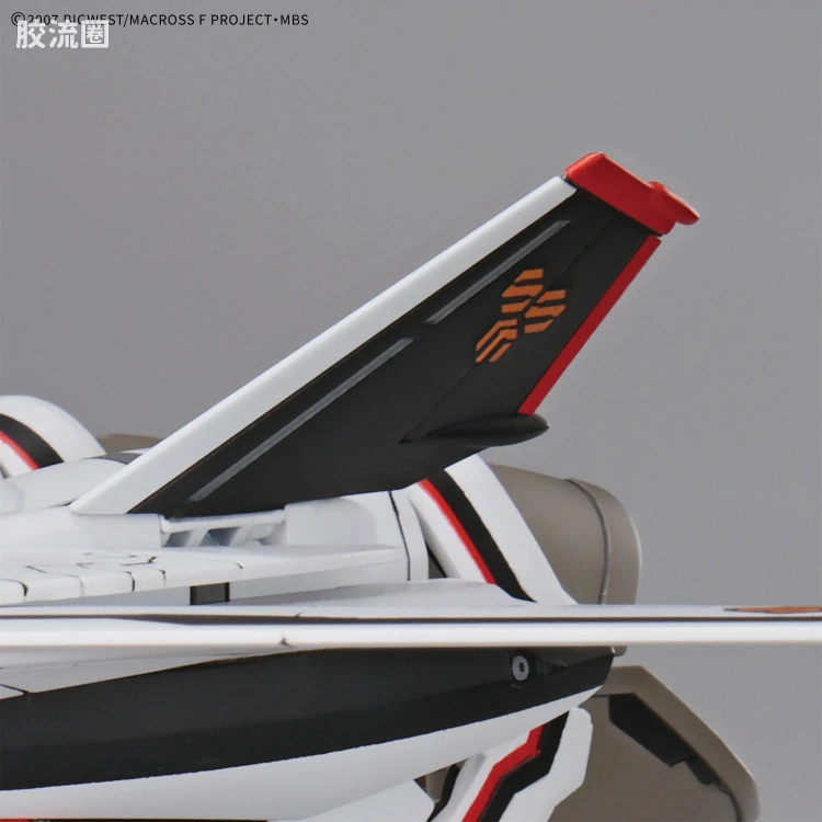 万代超时空要塞系列拼装模型 HG 1/100系列 HG 1/100 VF-25F MESSIAH VALKYRIE ALTO CUSTOM 豪华套装 - 图片