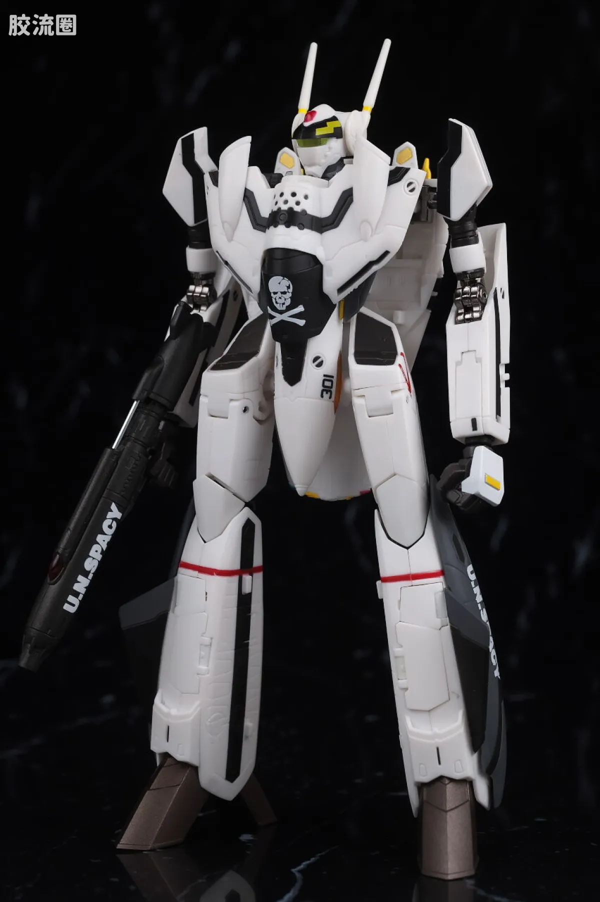 HI-METAL R 普通版 VF-0S 凤凰(罗伊·福克机) - 图片
