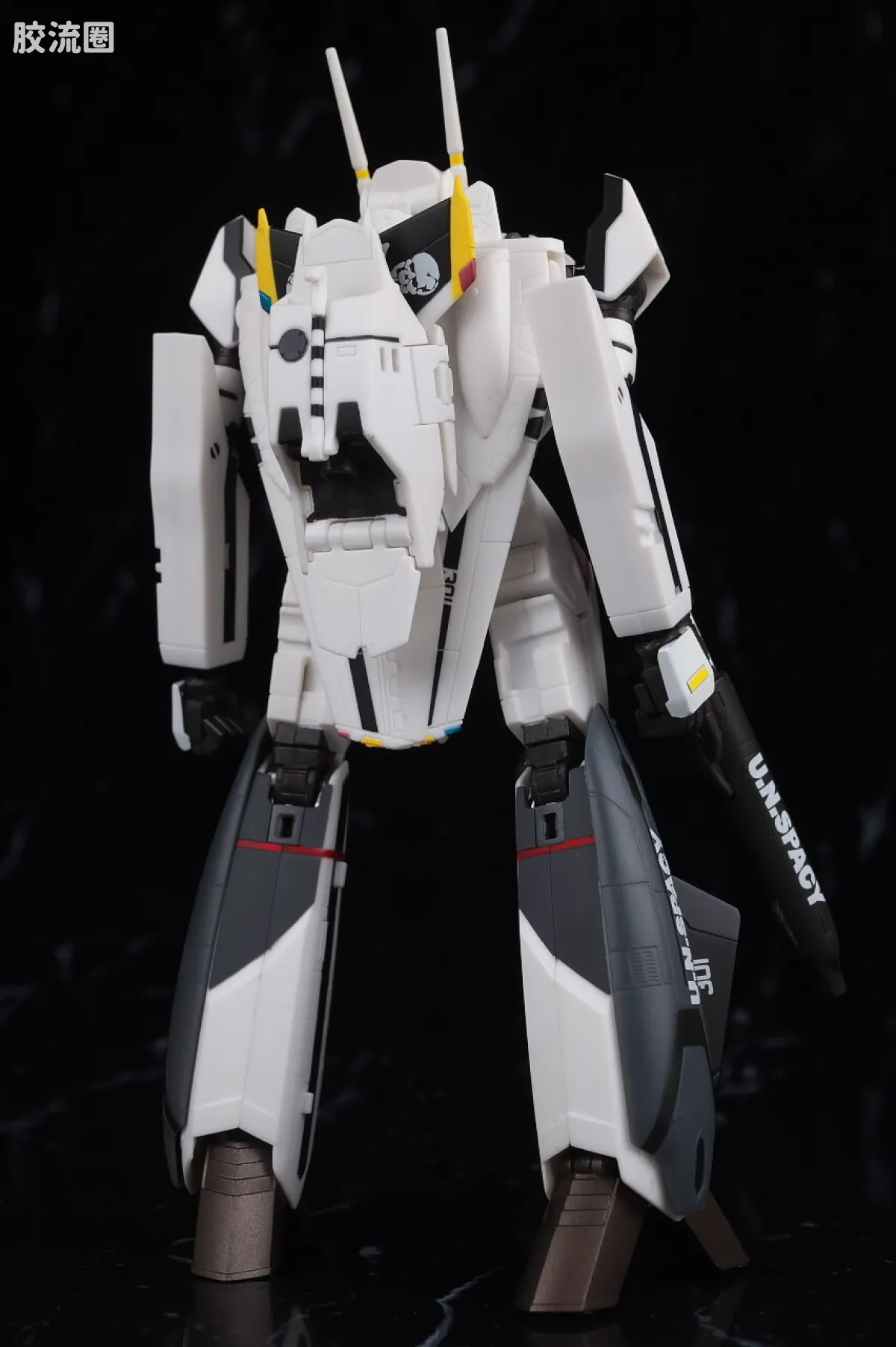 HI-METAL R 普通版 VF-0S 凤凰(罗伊·福克机) - 图片