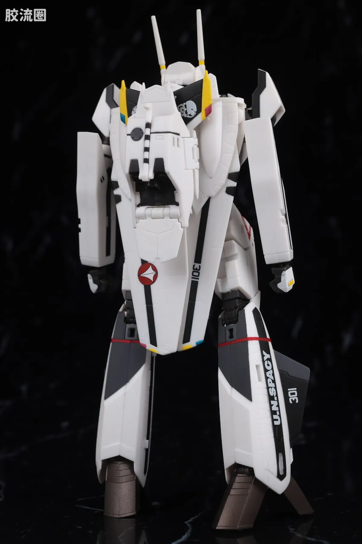 HI-METAL R 普通版 VF-0S 凤凰(罗伊·福克机) - 图片