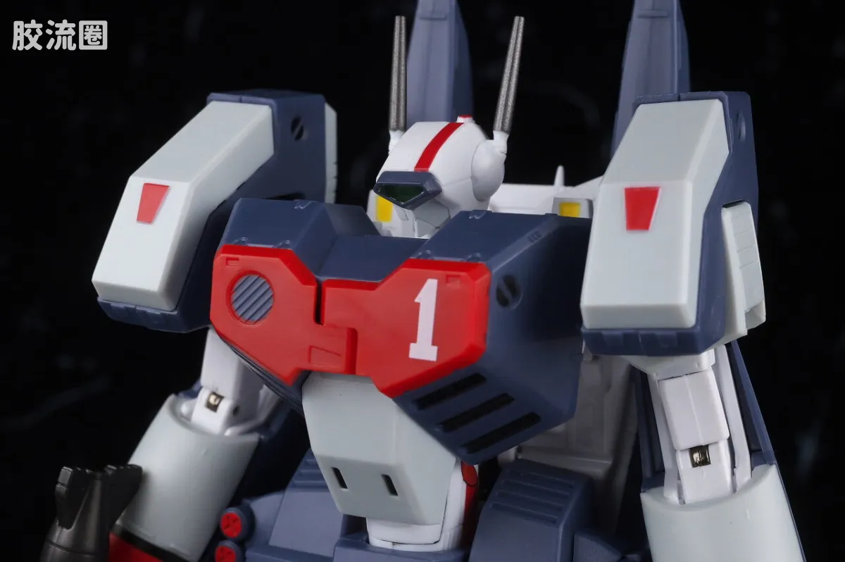 HI-METAL R 普通版 VF-1J 装甲女武神(一条辉机) REVIVAL Ver. - 图片