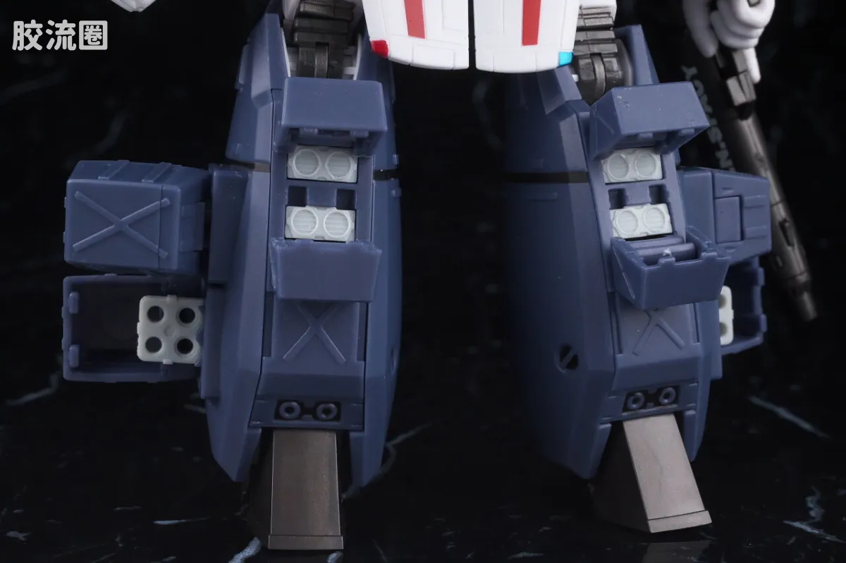 HI-METAL R 普通版 VF-1J 装甲女武神(一条辉机) REVIVAL Ver. - 图片