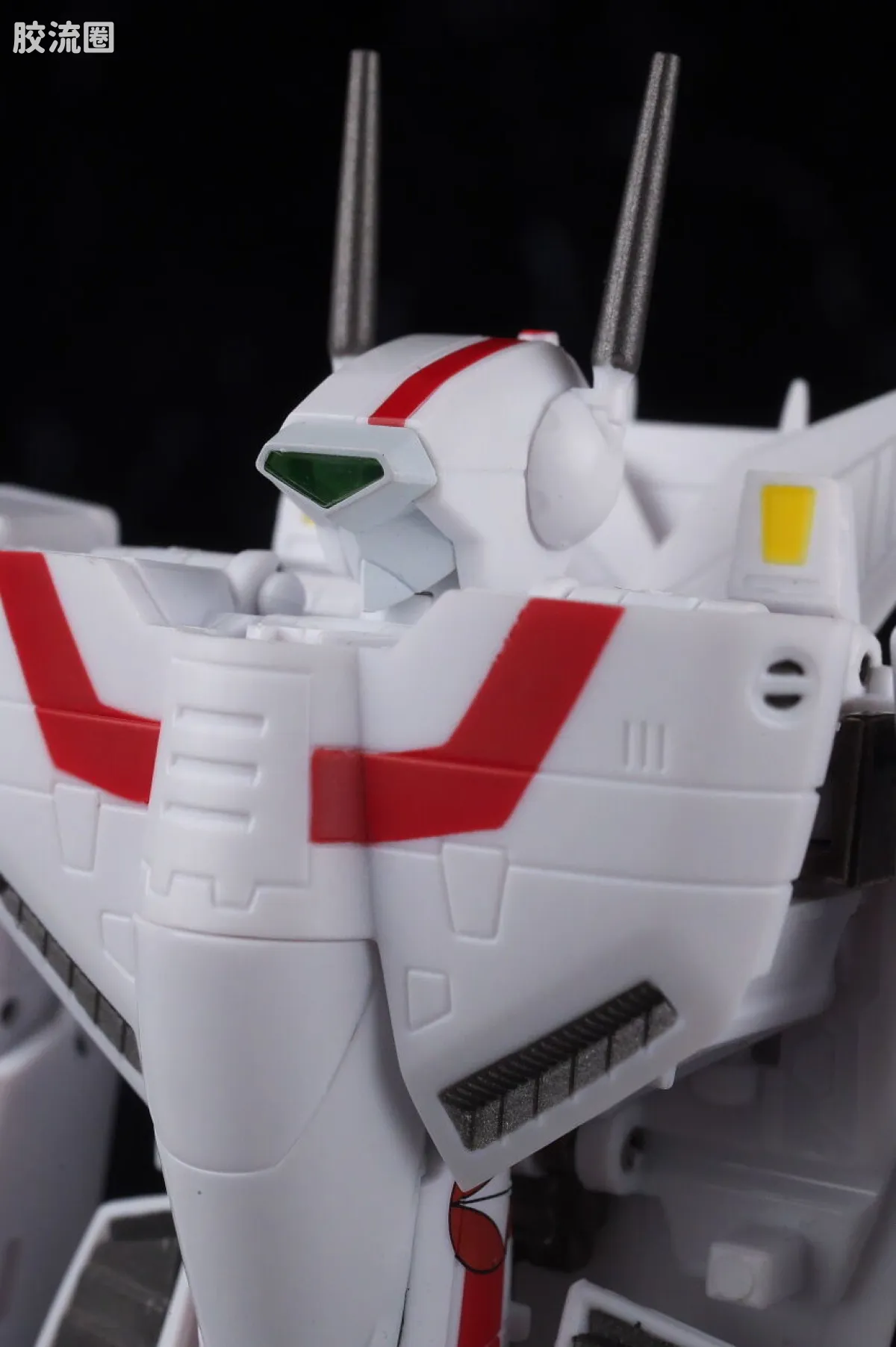 HI-METAL R 普通版 VF-1J 装甲女武神(一条辉机) REVIVAL Ver. - 图片