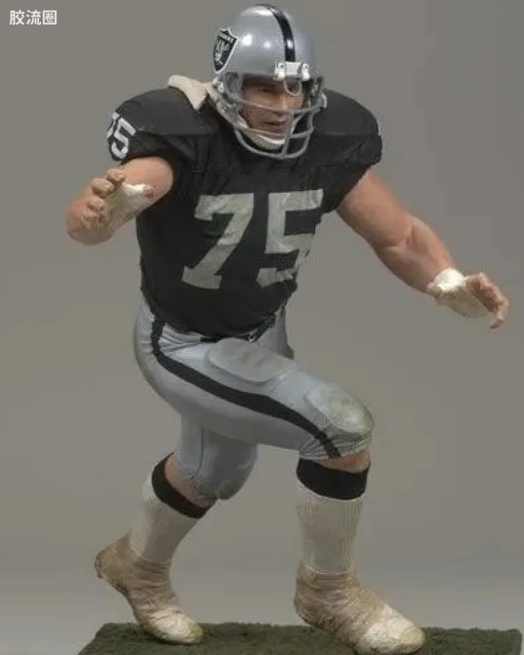 HOWIE LONG