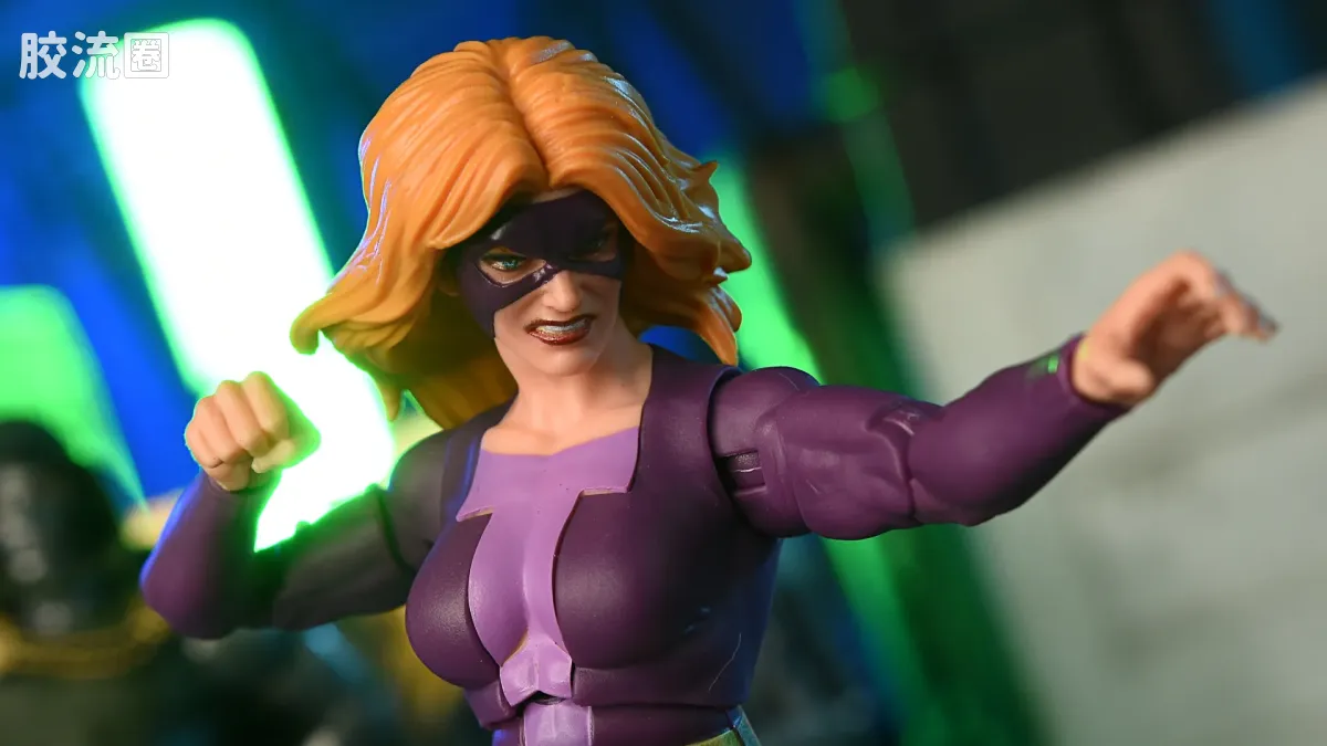 Marvel Legends/漫威传奇 可动人偶系列 秘密战争 复古挂卡系列 泰坦尼亚 - 图片