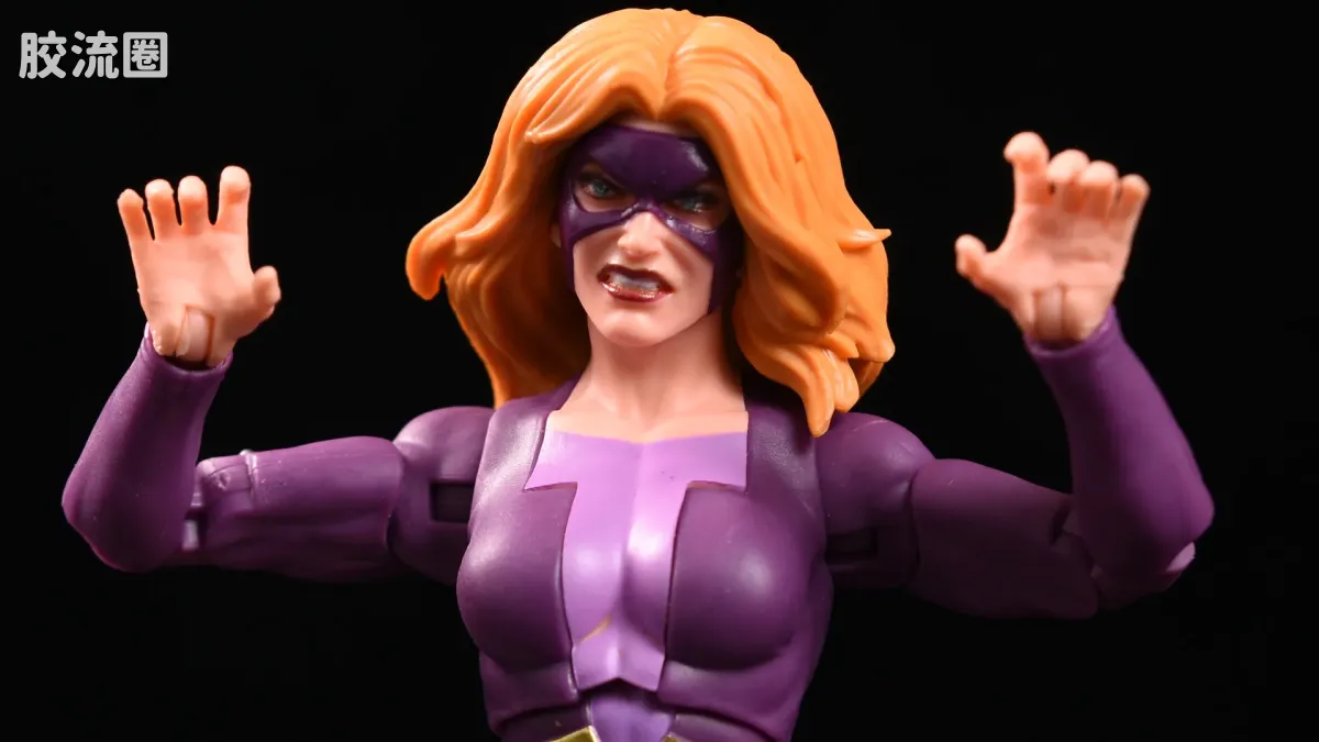 Marvel Legends/漫威传奇 可动人偶系列 秘密战争 复古挂卡系列 泰坦尼亚 - 图片