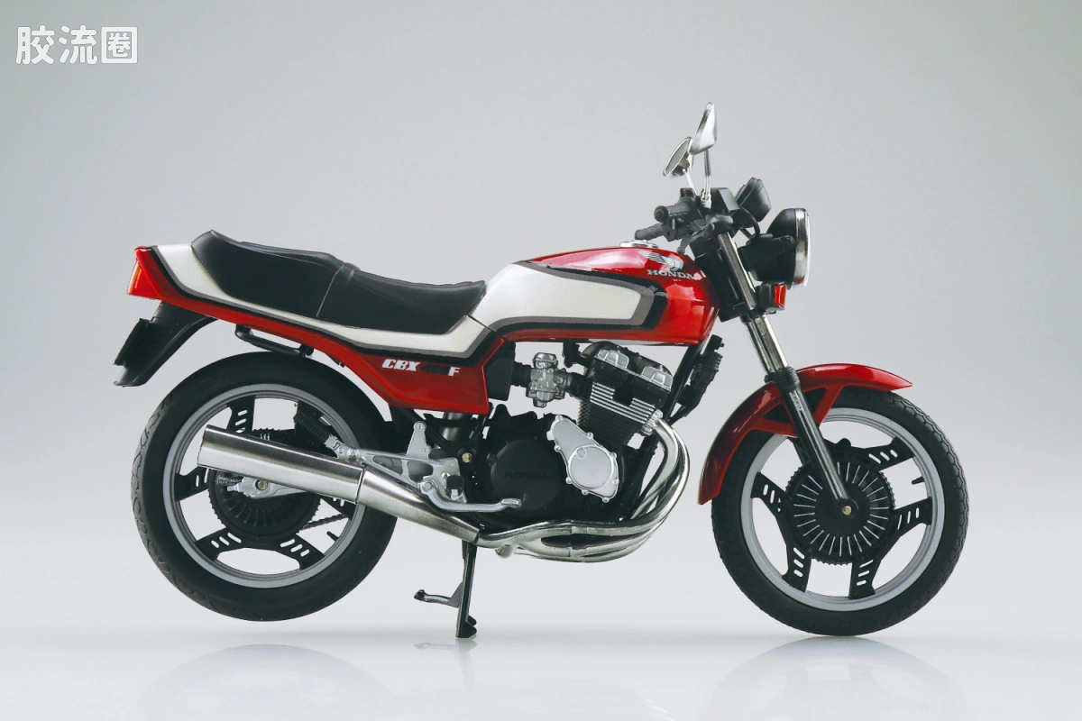 青岛社成品车系列 1/12 成品摩托车 本田 CBX400F （珍珠白/糖果红） - 图片