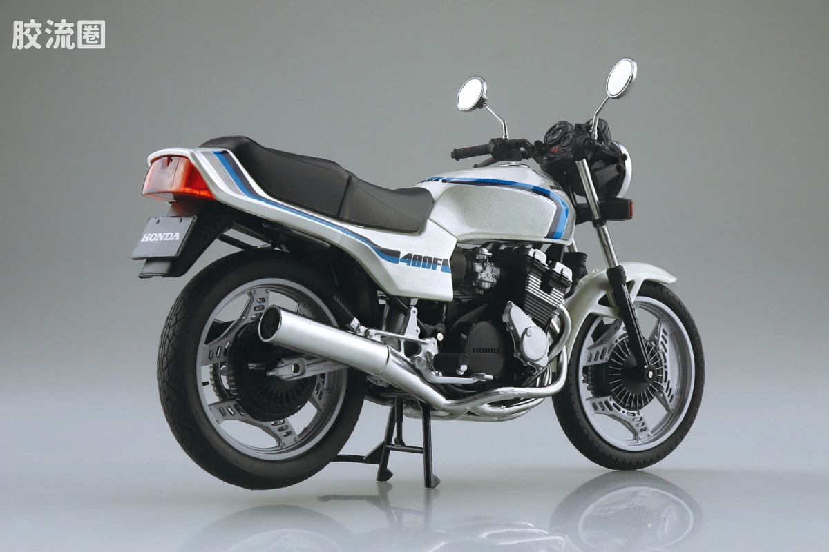 青岛社成品车系列 1/12 成品摩托车 本田 CBX400F (珍珠贝壳白 CBX550F Ver.) - 图片