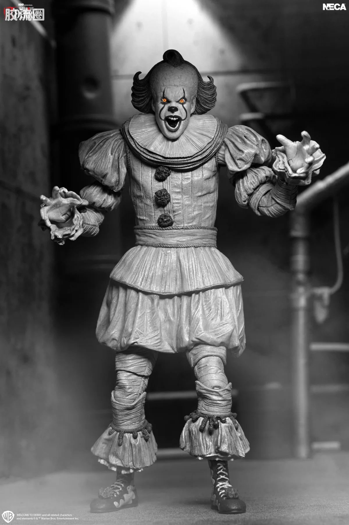 NECA 7寸可动人形系列 终极版/豪华版 电影系列 《小丑回魂：欢迎来到德里》终极黑白版 潘尼怀斯 - 图片