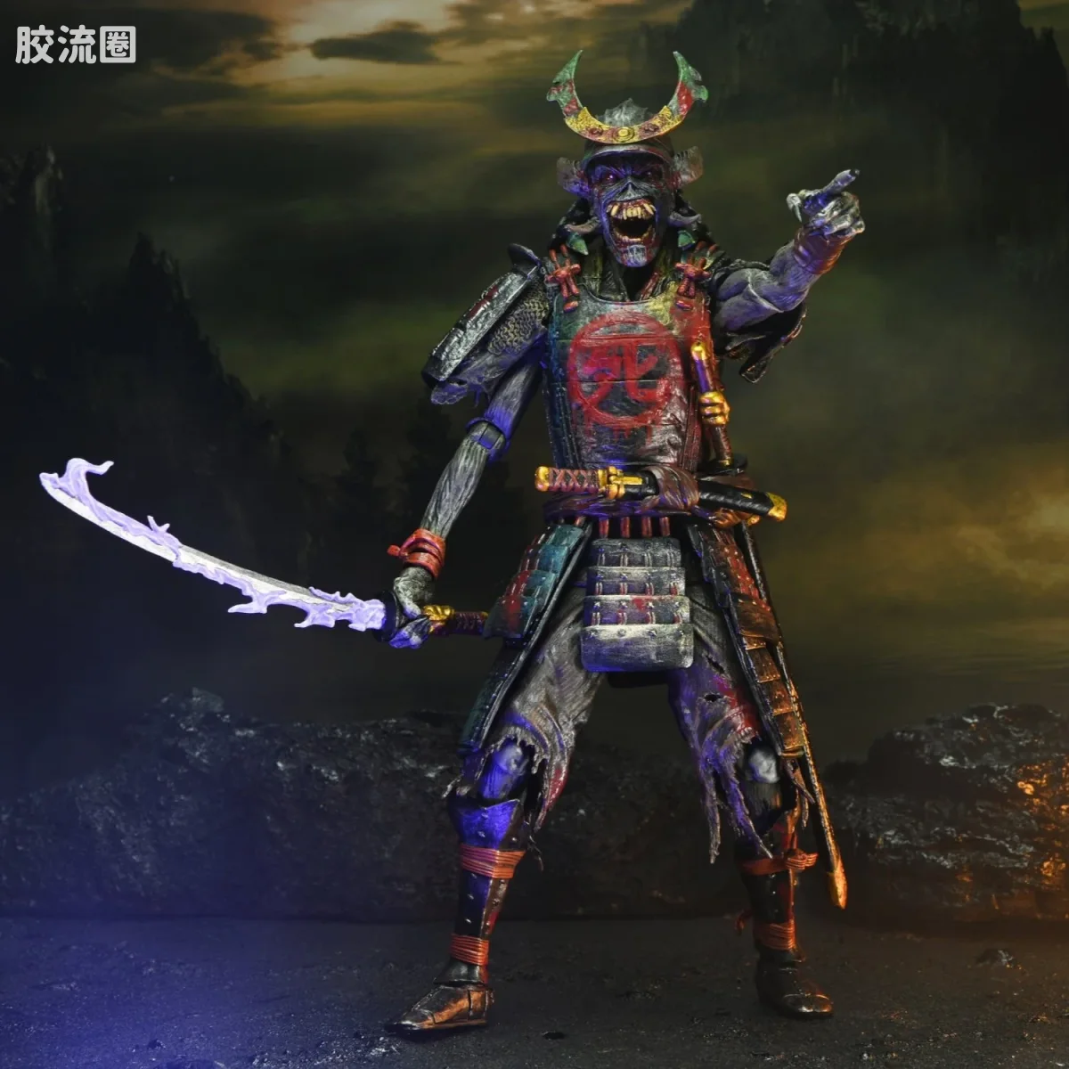 NECA 7寸可动人形系列 音乐 铁娘子乐队  仙术艾迪与某处时光艾迪 - 图片