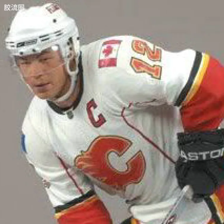 麦克法兰NHL冰球系列玩具 第20代 JAROME IGINLA 3