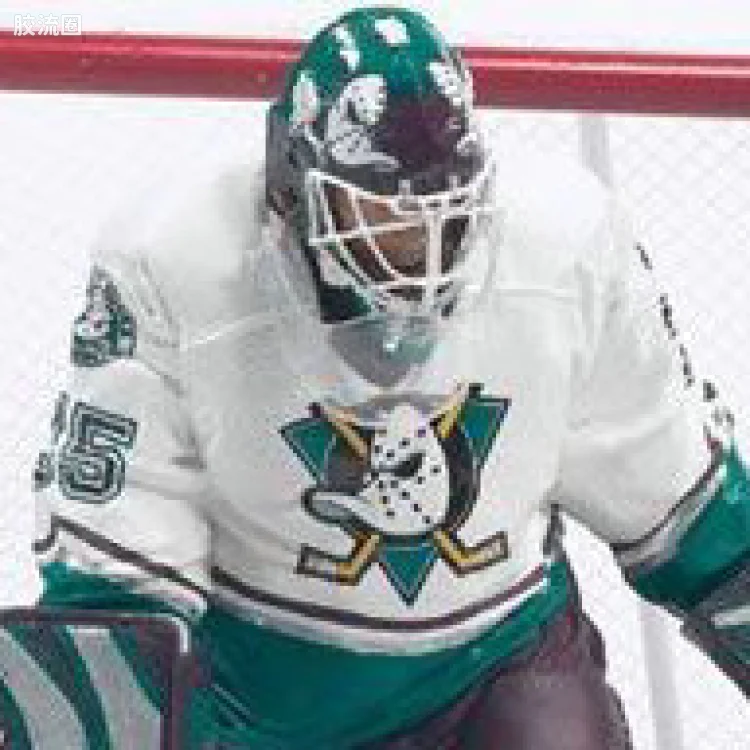 麦克法兰NHL冰球系列玩具 第7代 JEAN-SEBASTIEN GIGUERE