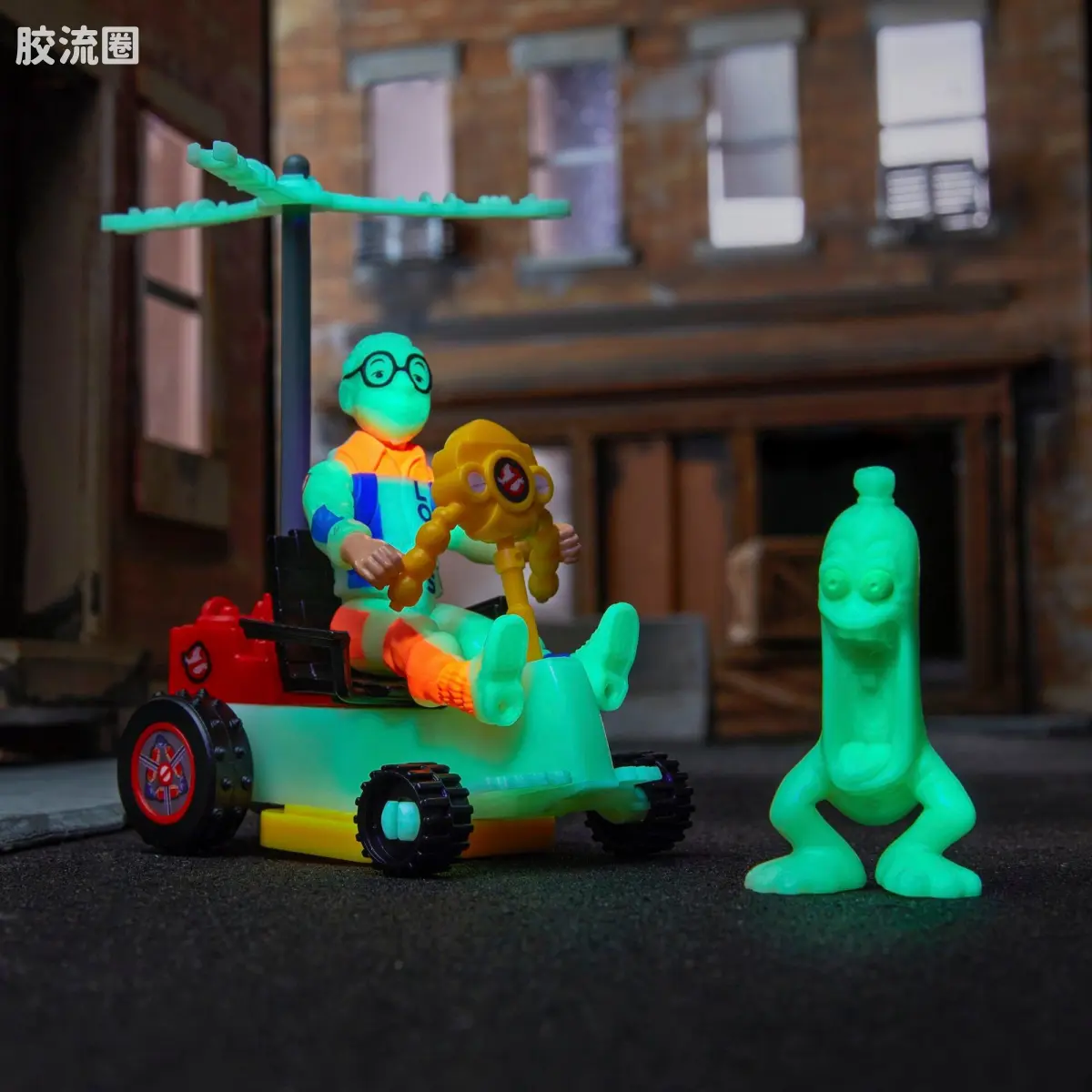 真正的捉鬼敢死队 幽光夜光旋翼飞行器