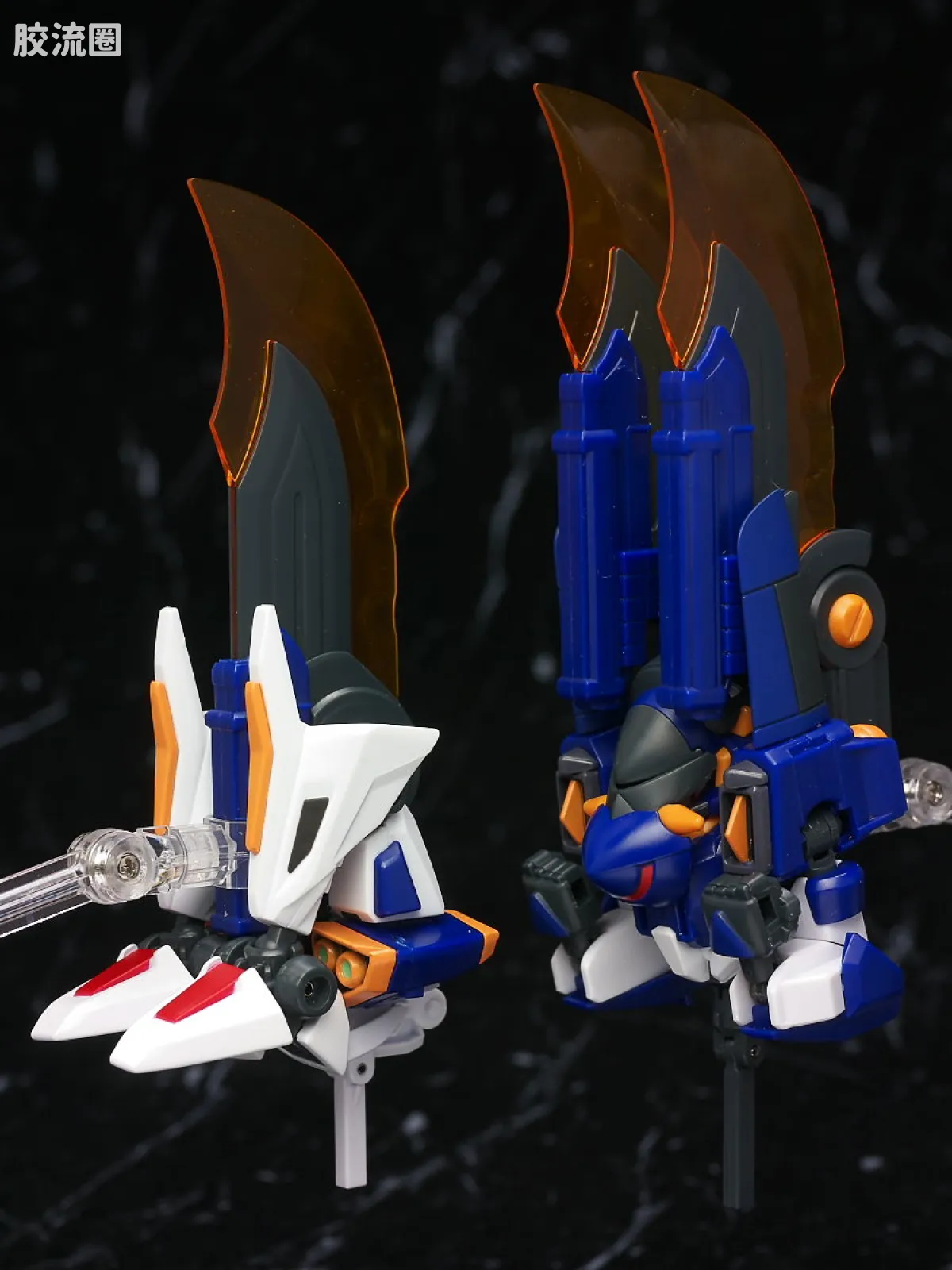 万代纸箱战机系列拼装模型 Z-MODE 完成品 LBX 伊卡洛斯-强袭 & LBX 伊卡洛斯-零式 - 图片