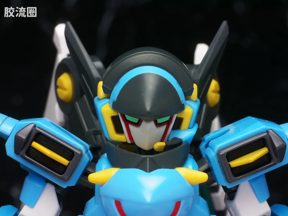 万代纸箱战机系列拼装模型 Z-MODE 完成品 LBX 伊卡洛斯-强袭 & LBX 伊卡洛斯-零式 - 图片