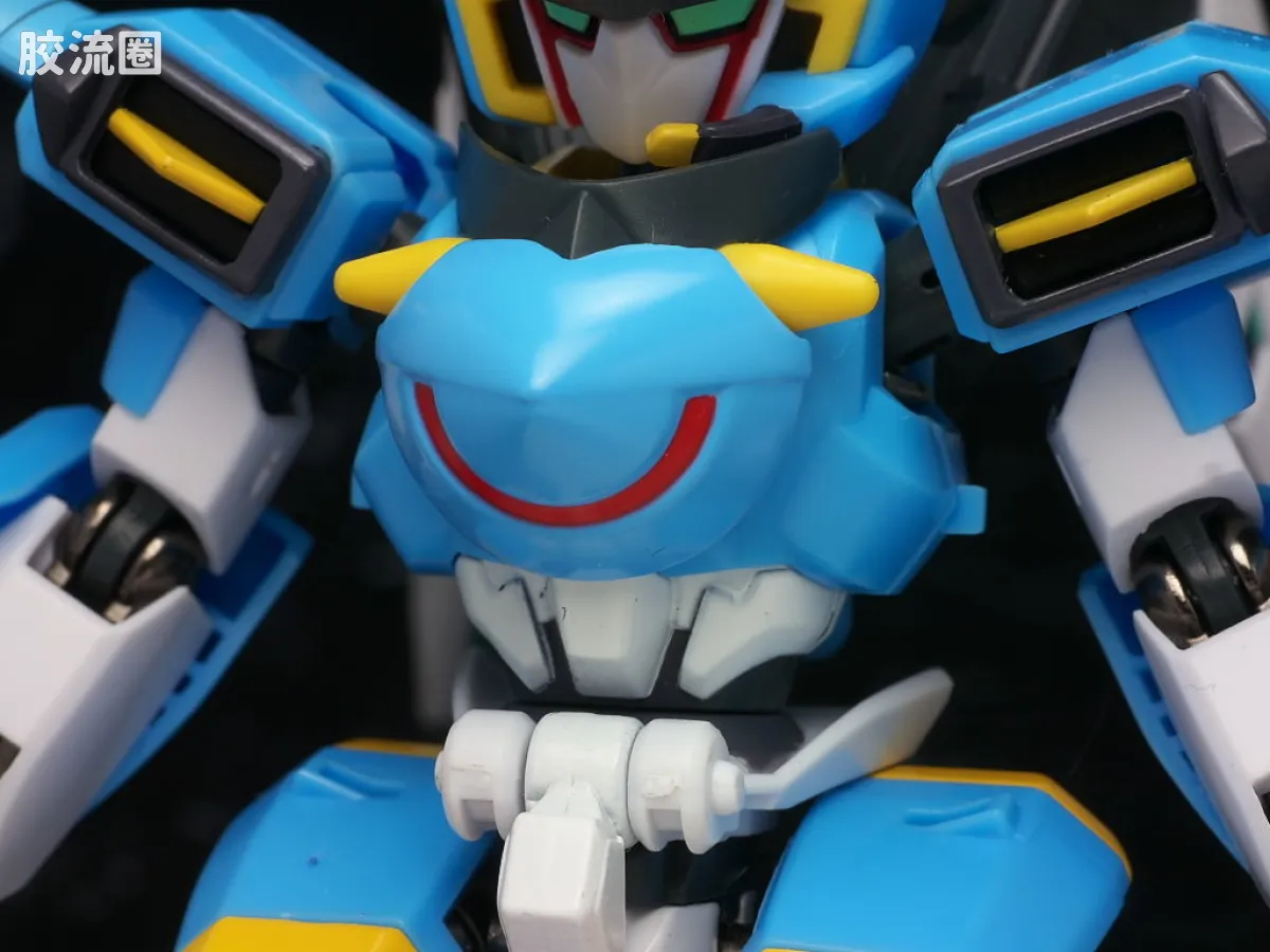 万代纸箱战机系列拼装模型 Z-MODE 完成品 LBX 伊卡洛斯-强袭 & LBX 伊卡洛斯-零式 - 图片