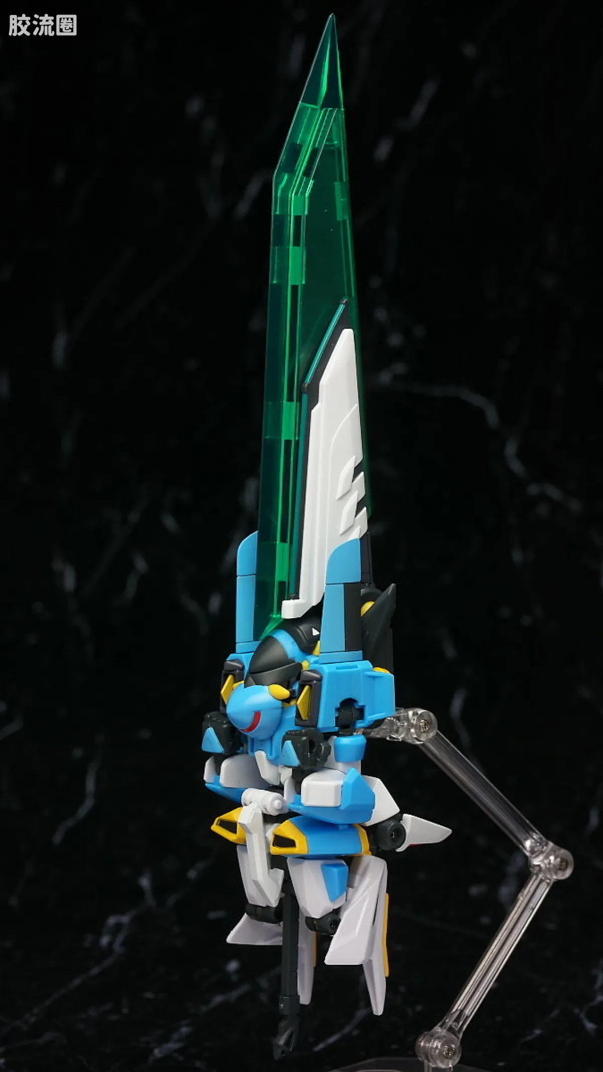 万代纸箱战机系列拼装模型 Z-MODE 完成品 LBX 伊卡洛斯-强袭 & LBX 伊卡洛斯-零式 - 图片