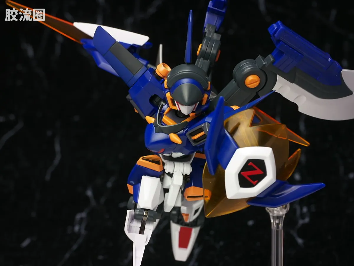 万代纸箱战机系列拼装模型 Z-MODE 完成品 LBX 伊卡洛斯-强袭 & LBX 伊卡洛斯-零式 - 图片