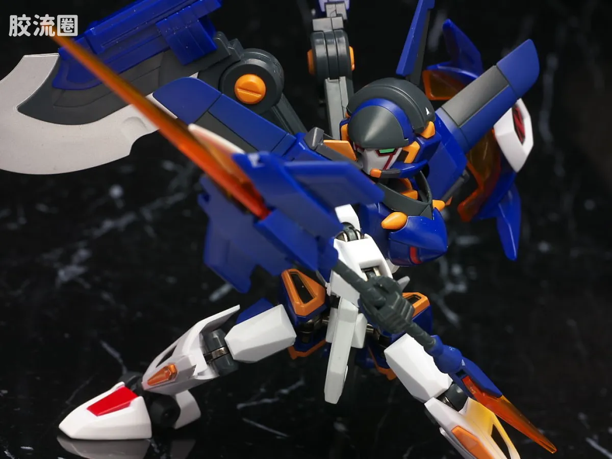 万代纸箱战机系列拼装模型 Z-MODE 完成品 LBX 伊卡洛斯-强袭 & LBX 伊卡洛斯-零式 - 图片