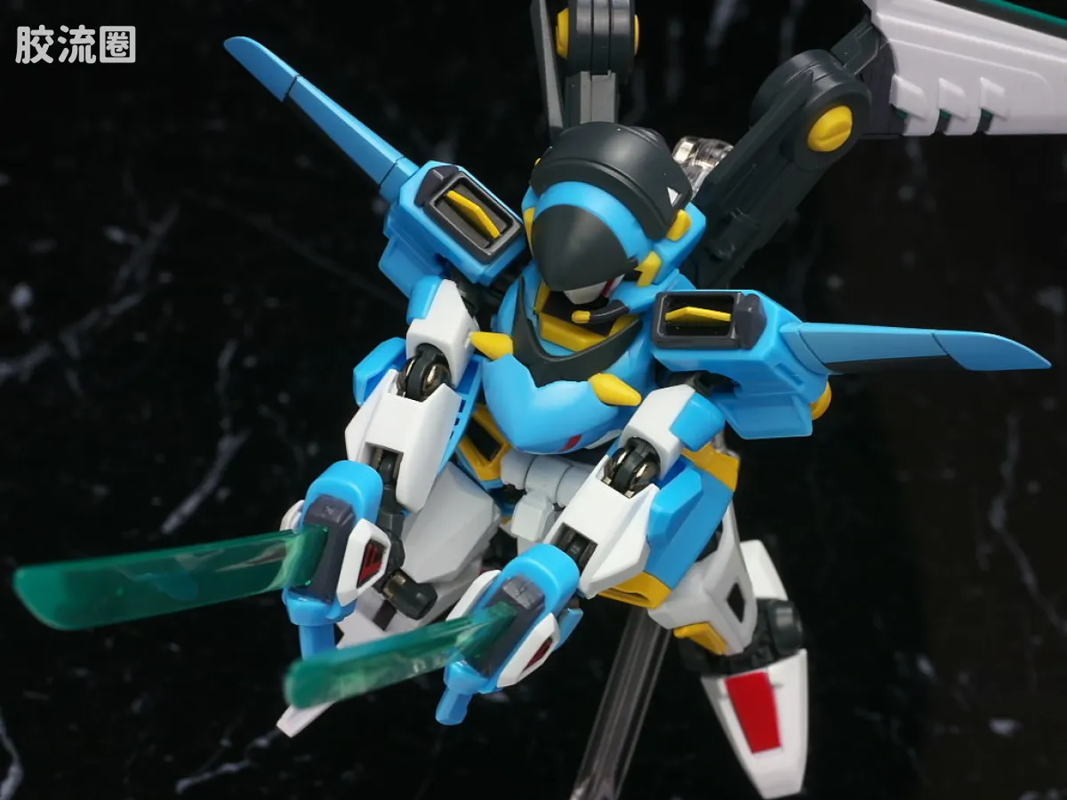 万代纸箱战机系列拼装模型 Z-MODE 完成品 LBX 伊卡洛斯-强袭 & LBX 伊卡洛斯-零式 - 图片