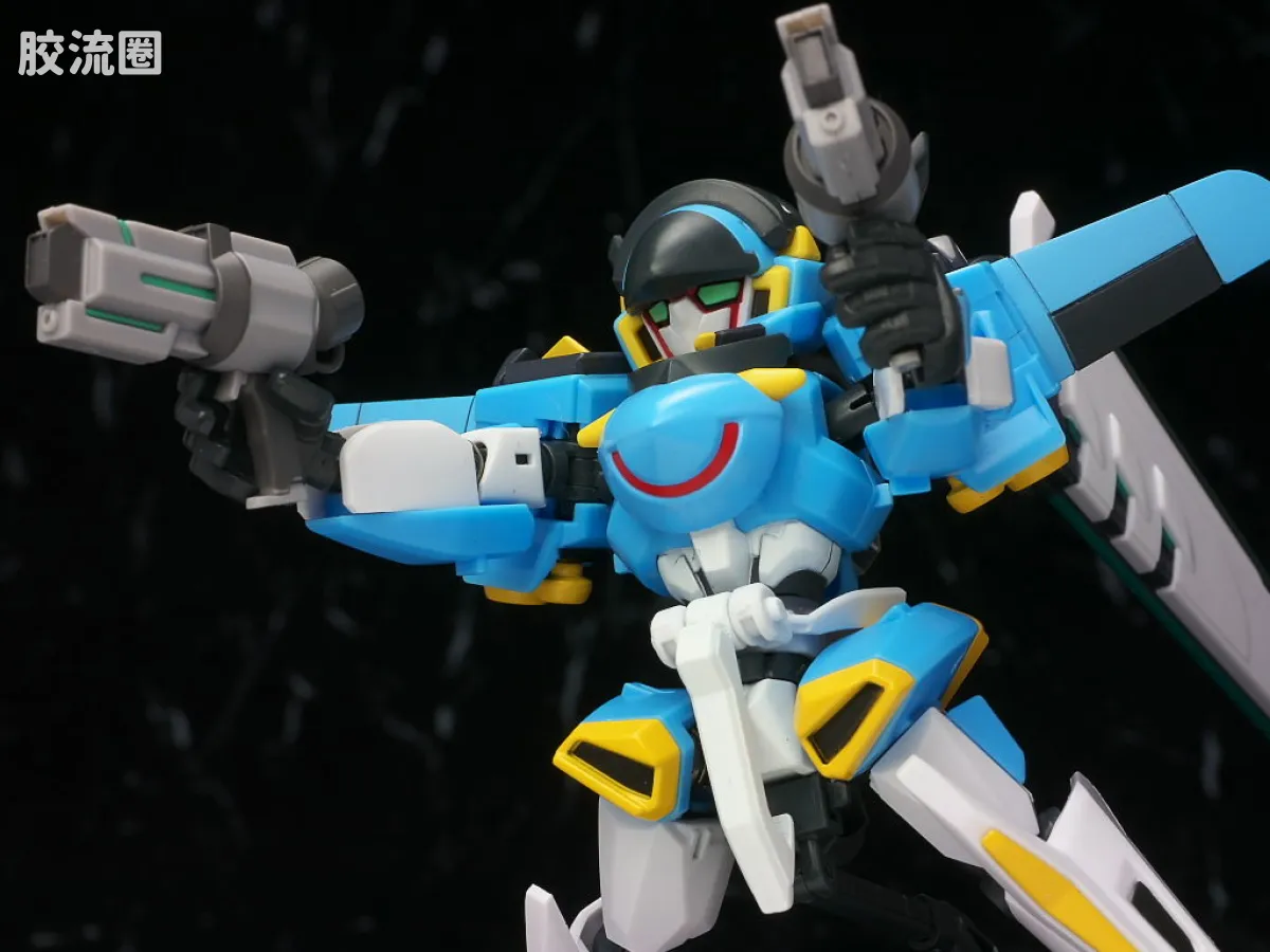 万代纸箱战机系列拼装模型 Z-MODE 完成品 LBX 伊卡洛斯-强袭 & LBX 伊卡洛斯-零式 - 图片