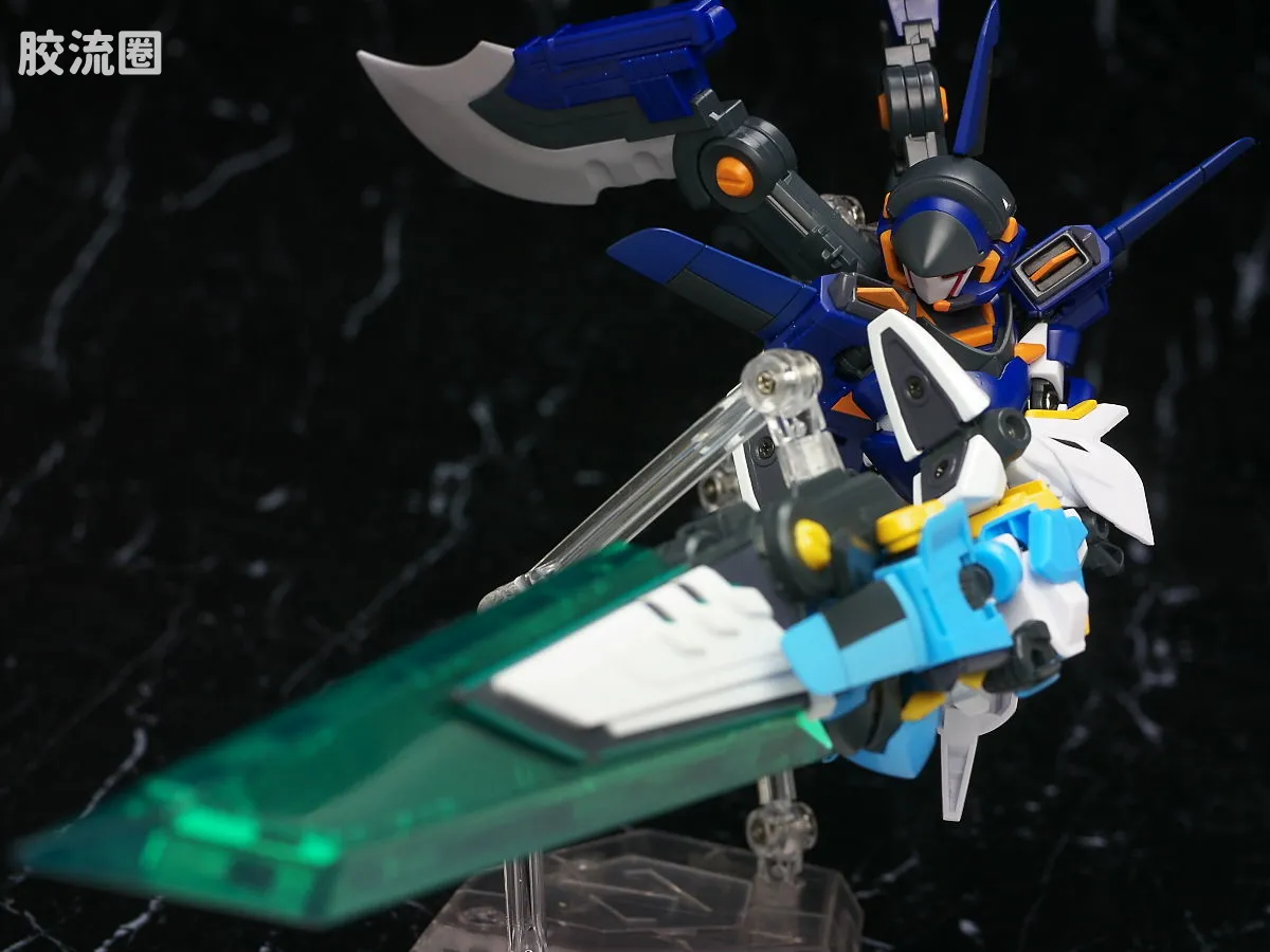 万代纸箱战机系列拼装模型 Z-MODE 完成品 LBX 伊卡洛斯-强袭 & LBX 伊卡洛斯-零式 - 图片