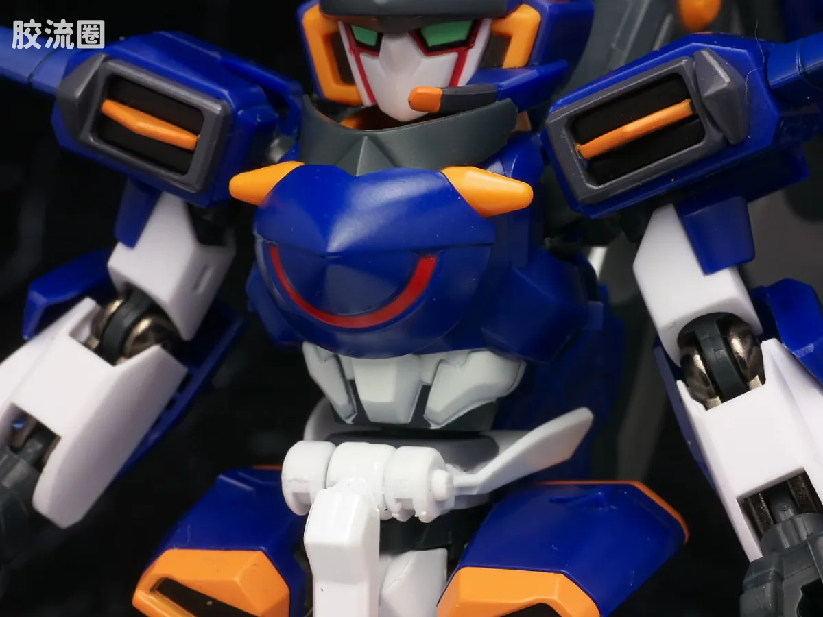 万代纸箱战机系列拼装模型 Z-MODE 完成品 LBX 伊卡洛斯-强袭 & LBX 伊卡洛斯-零式 - 图片