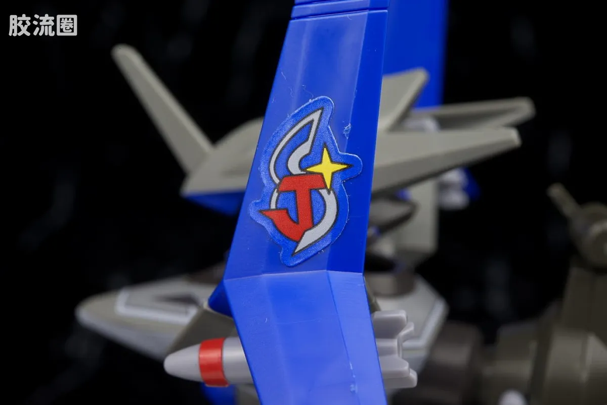 万代纸箱战机系列拼装模型 普通版 045 LBX 瓦尔・斯帕罗斯 - 图片