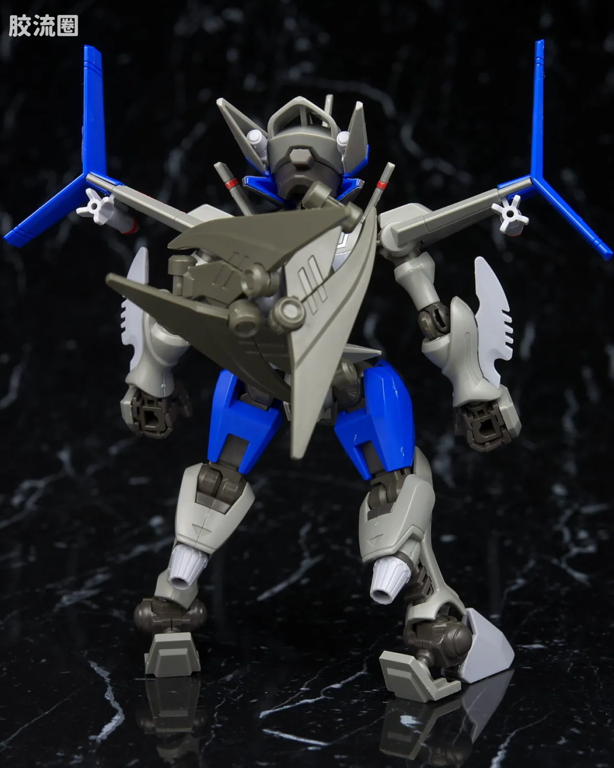 万代纸箱战机系列拼装模型 普通版 045 LBX 瓦尔・斯帕罗斯 - 图片