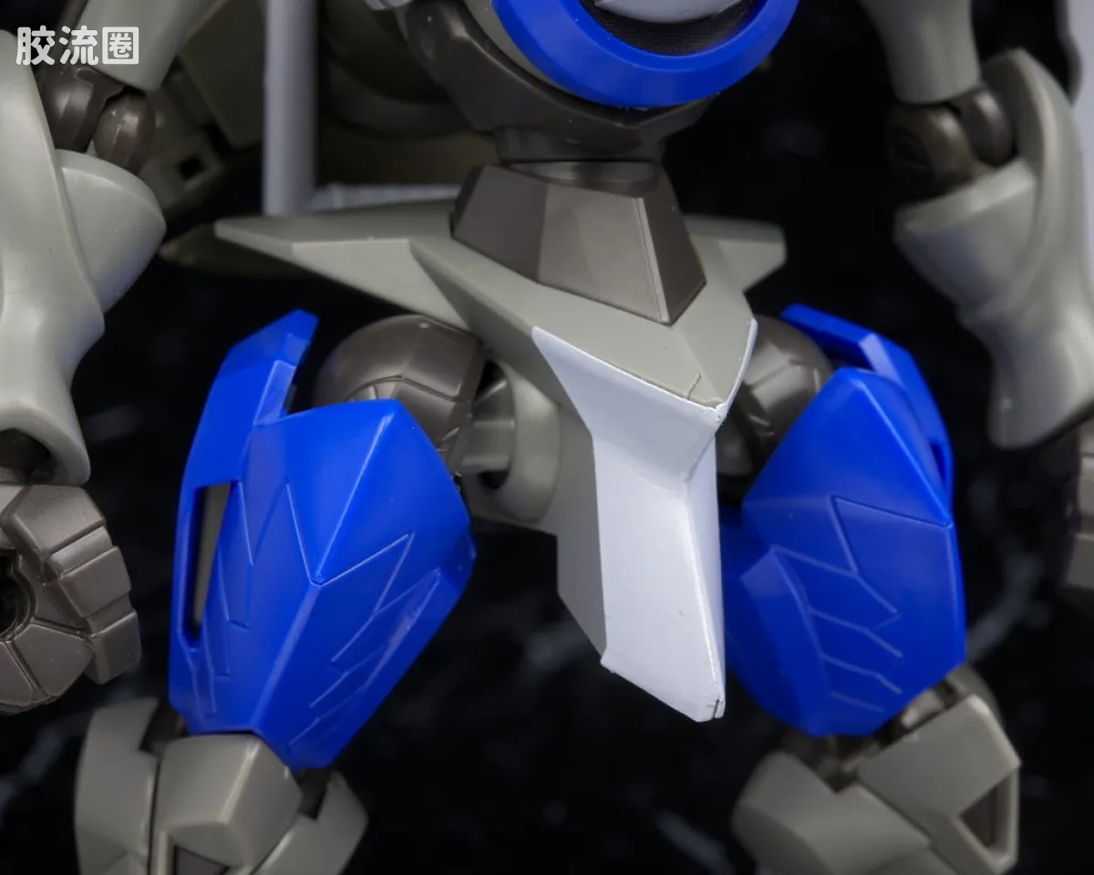 万代纸箱战机系列拼装模型 普通版 045 LBX 瓦尔・斯帕罗斯 - 图片