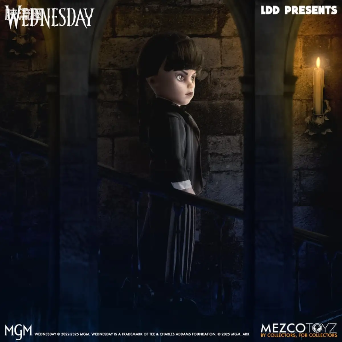 Mezco 娃娃系列 活死人娃娃系列 星期三 - 永莫学院校服 - 图片