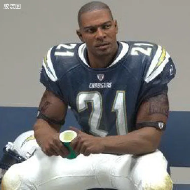 麦克法兰NFL美式足球系列玩具 第16代 LaDAINIAN TOMLINSON