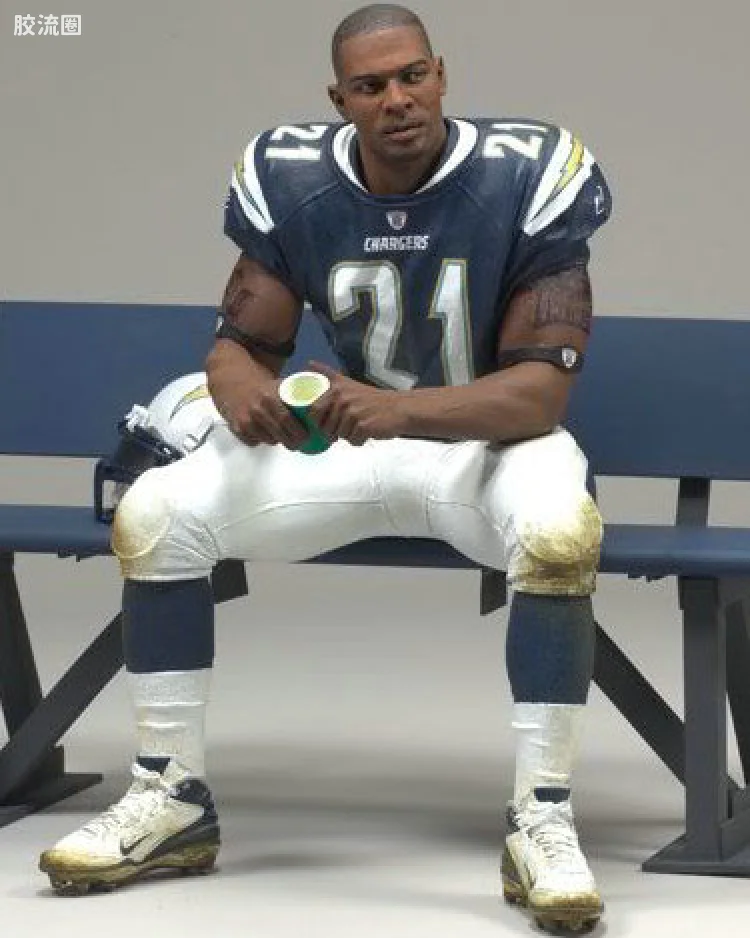 LaDAINIAN TOMLINSON