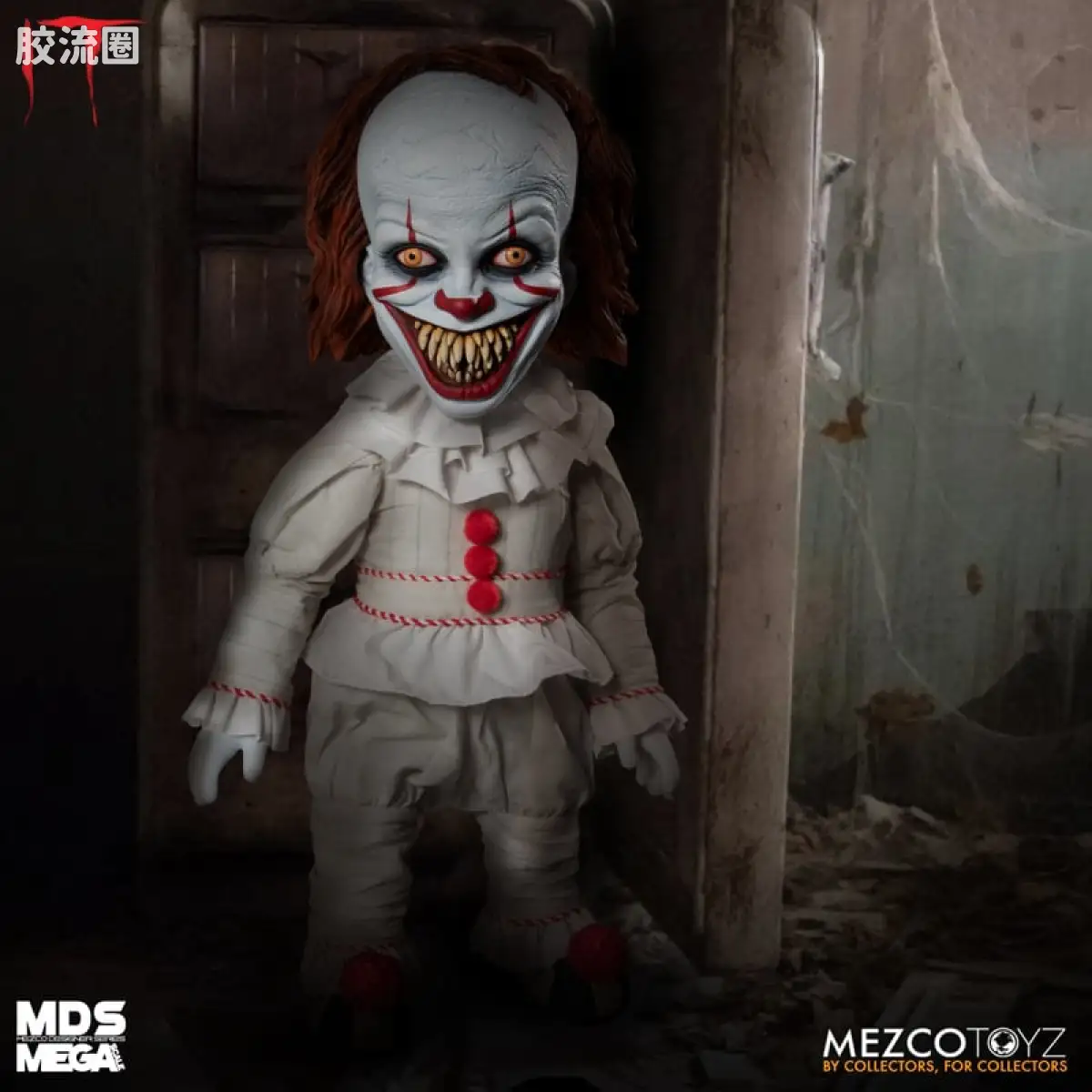 Mezco 大尺寸系列 巨大系列 小丑回魂 发声邪恶小丑潘尼怀斯 - 图片