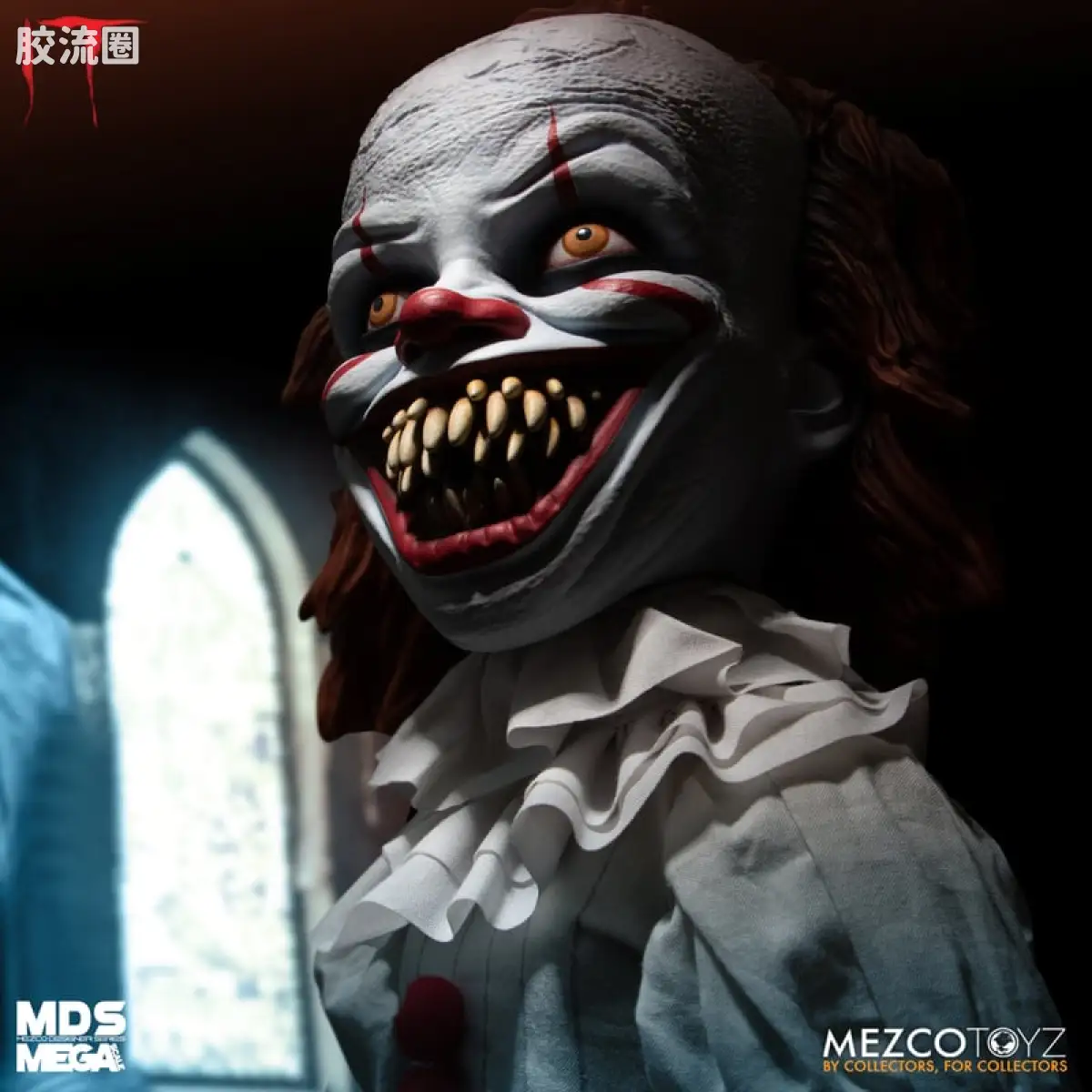 Mezco 大尺寸系列 巨大系列 小丑回魂 发声邪恶小丑潘尼怀斯 - 图片